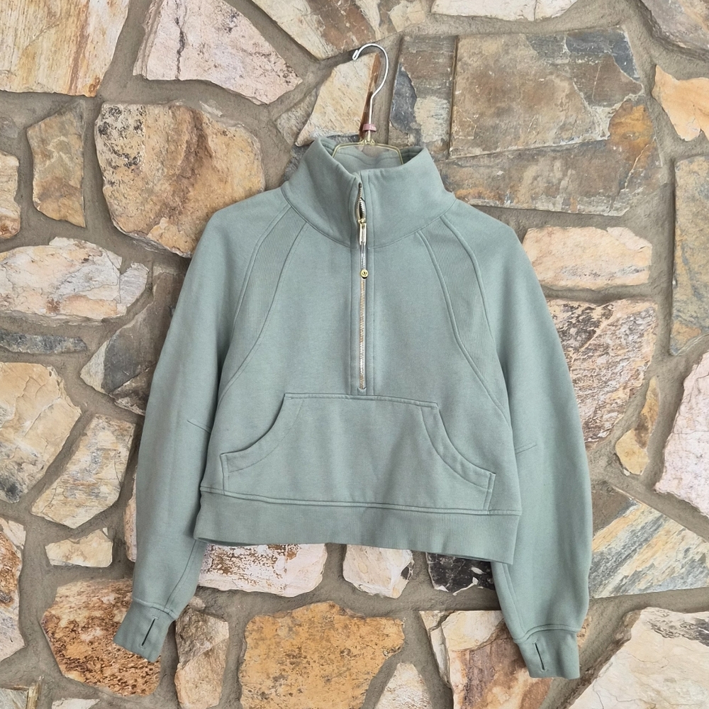 *SOLD DO NOT BUY* Lululemon Quarter Zip Scuba Size XS/S Green/Gold